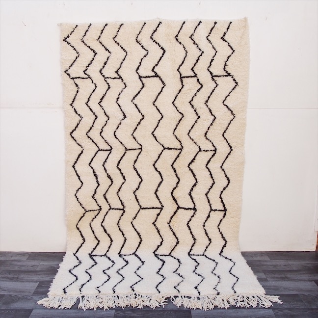 ベニワレンラグ　 (129×91cm) モロッコ直輸入 ベニワレンラグ (129×91cm) モロッコ直輸入 モロッコ直輸入ベニワレンラグ